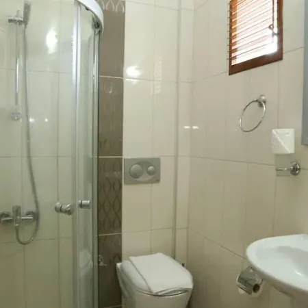 Manolya Hotel